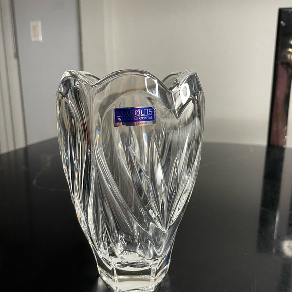 Waterford Crystal Flower Vase - Sweet Memories from the Marquis Collection - Picture 5 of 7